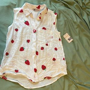 Strawberry sleeveless shirt